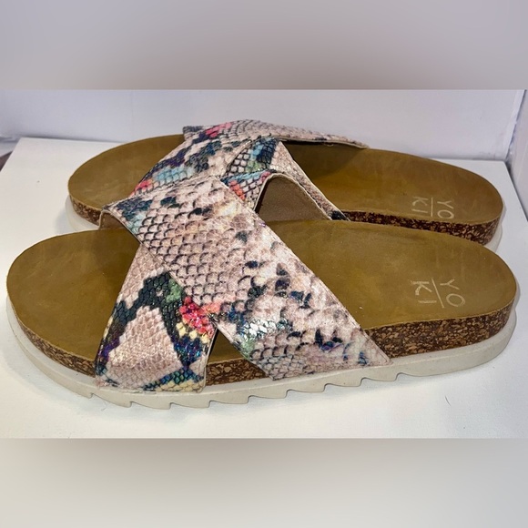 ♦️ YOKI brand flatform sandals, Free People Sidelines Flat form Size 9. Used - Picture 2 of 5